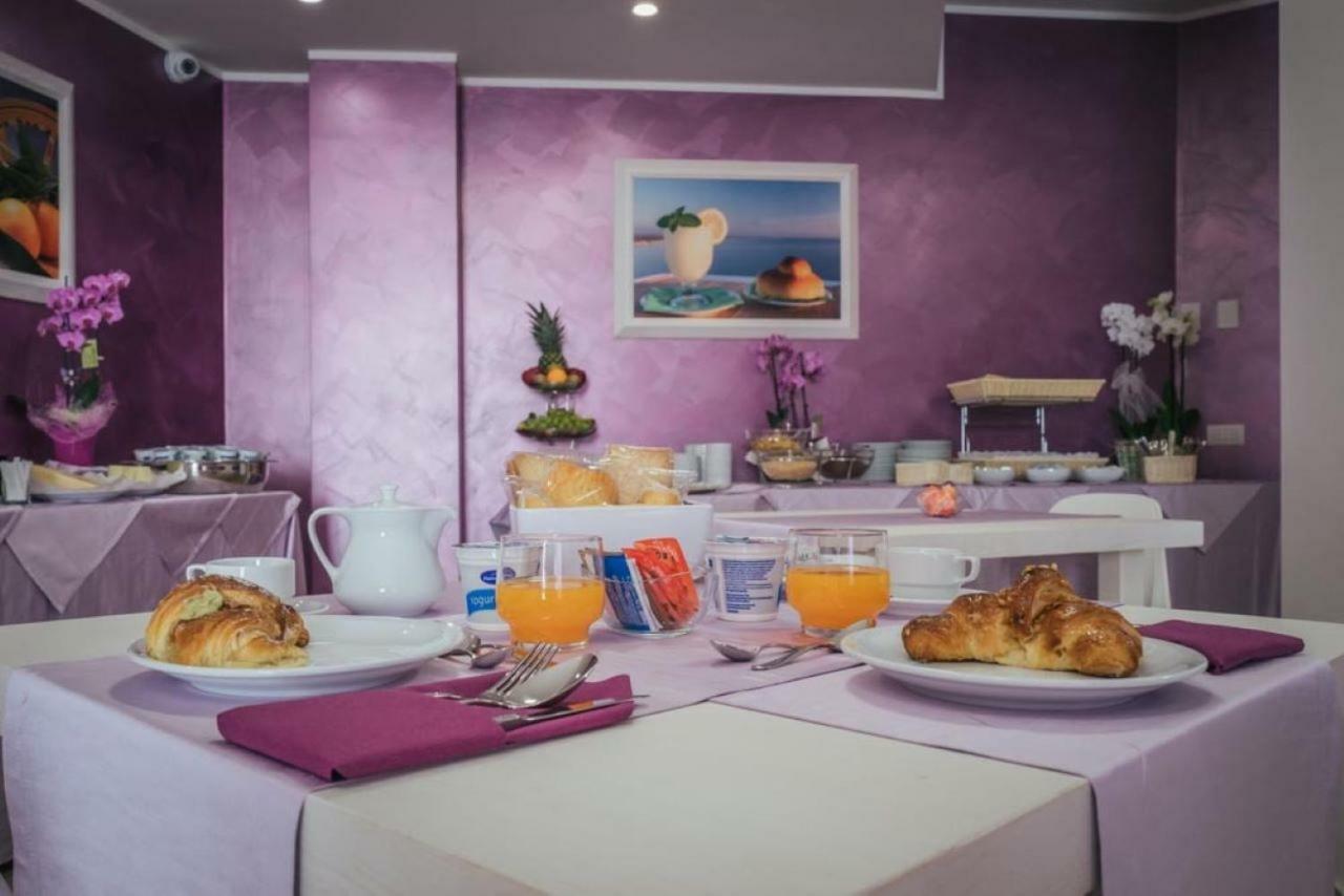 Le Vele Di Balestrate Hotel Eksteriør billede