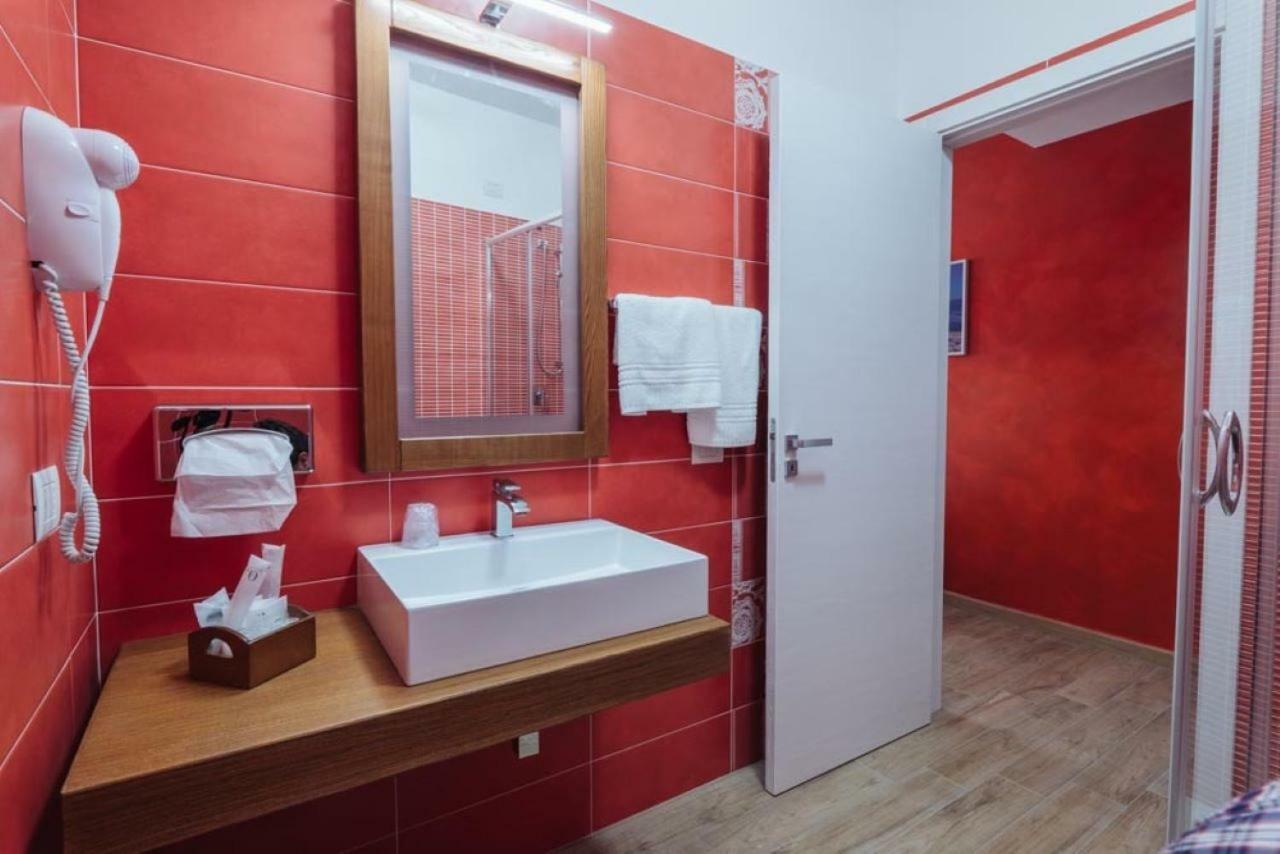 Le Vele Di Balestrate Hotel Eksteriør billede