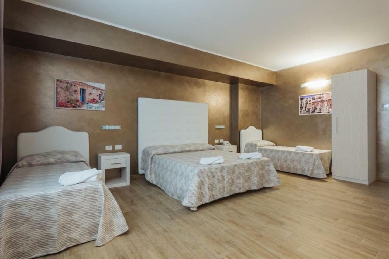 Le Vele Di Balestrate Hotel Eksteriør billede